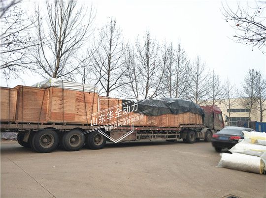 為客戶定制的發動機已經到貨，華全玉柴發電機組加緊生產