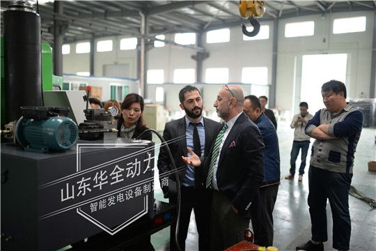 客戶選購華全康明斯發(fā)電機(jī)組