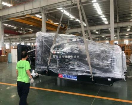 天霸動霸tua！實力超凡的華全800千瓦發(fā)電機(jī)組發(fā)貨！